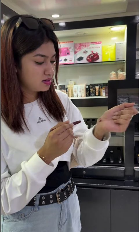 মেহজাবিন চৌধুরী